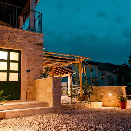 Villa Casa Nuoneti Žminj Esterno foto